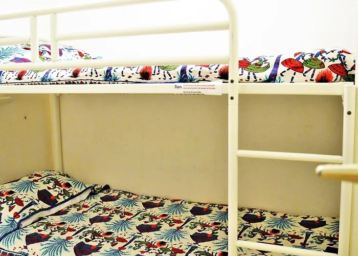 Apartamento 2 Pieces Avec Terrasse, Jardin, Piscine Et Parking, Proche - - Fr-1-251-517 *